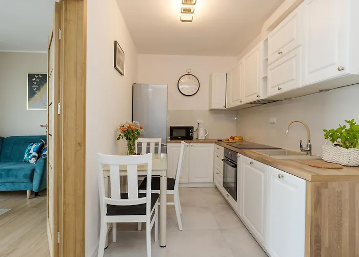 Shortstaypoland Torunska B177 * ורשה